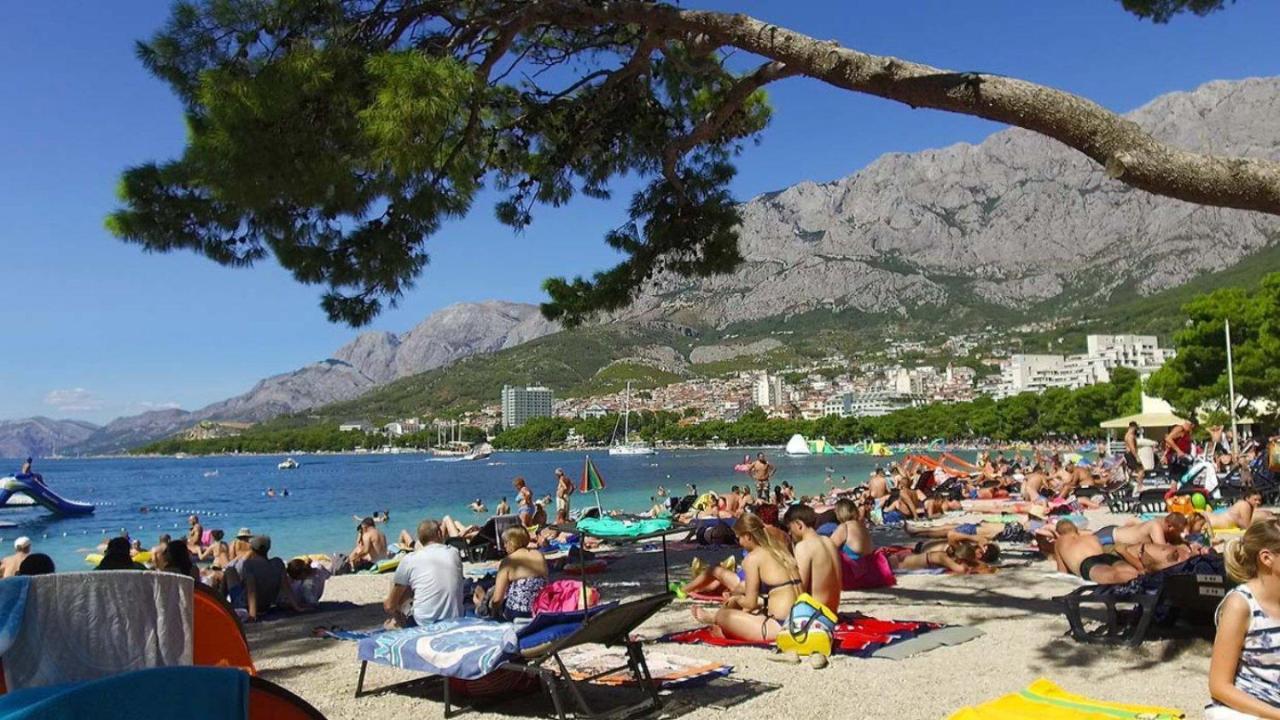 Sun&Sea Studio Apartment For 2 Makarska Bagian luar foto