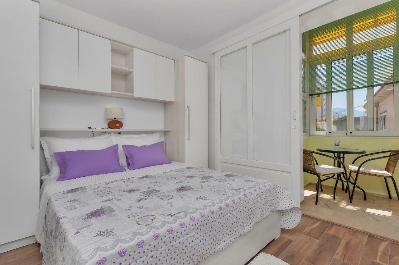 Sun&Sea Studio Apartment For 2 Makarska Bagian luar foto